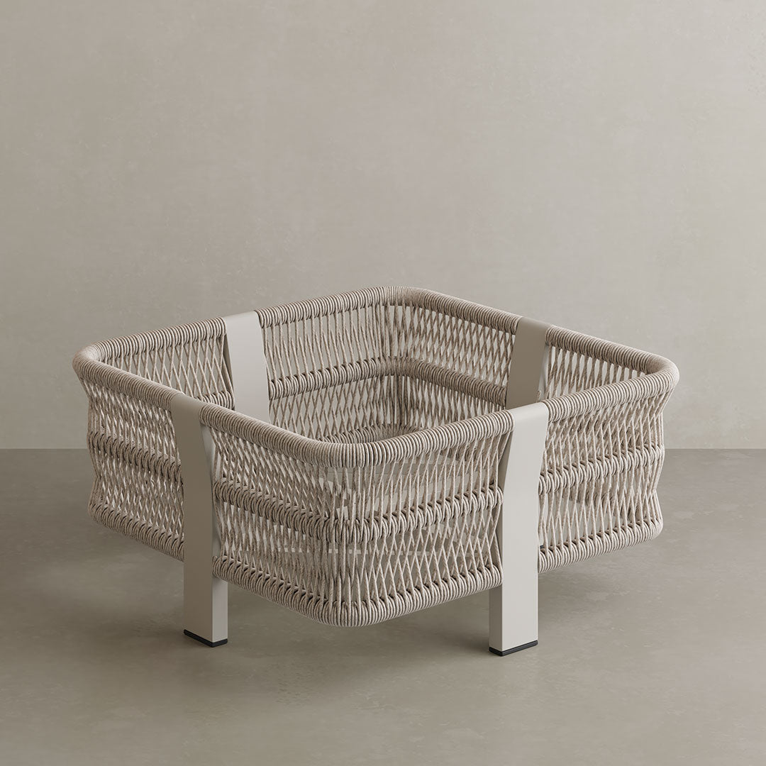 N7 aluminium outdoor planter large