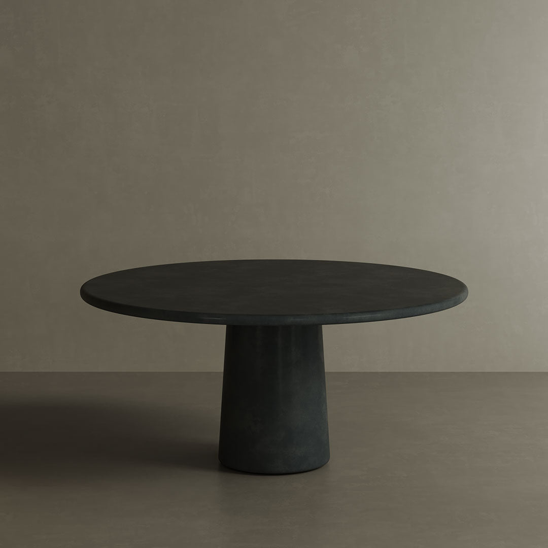 Santo Nero microskin indoor and outdoor dining table 160cm