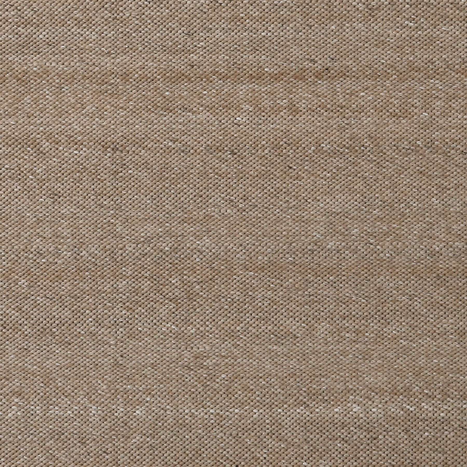 H2 Almond rug swatch